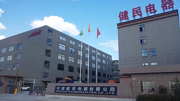 大拇指热水器工厂